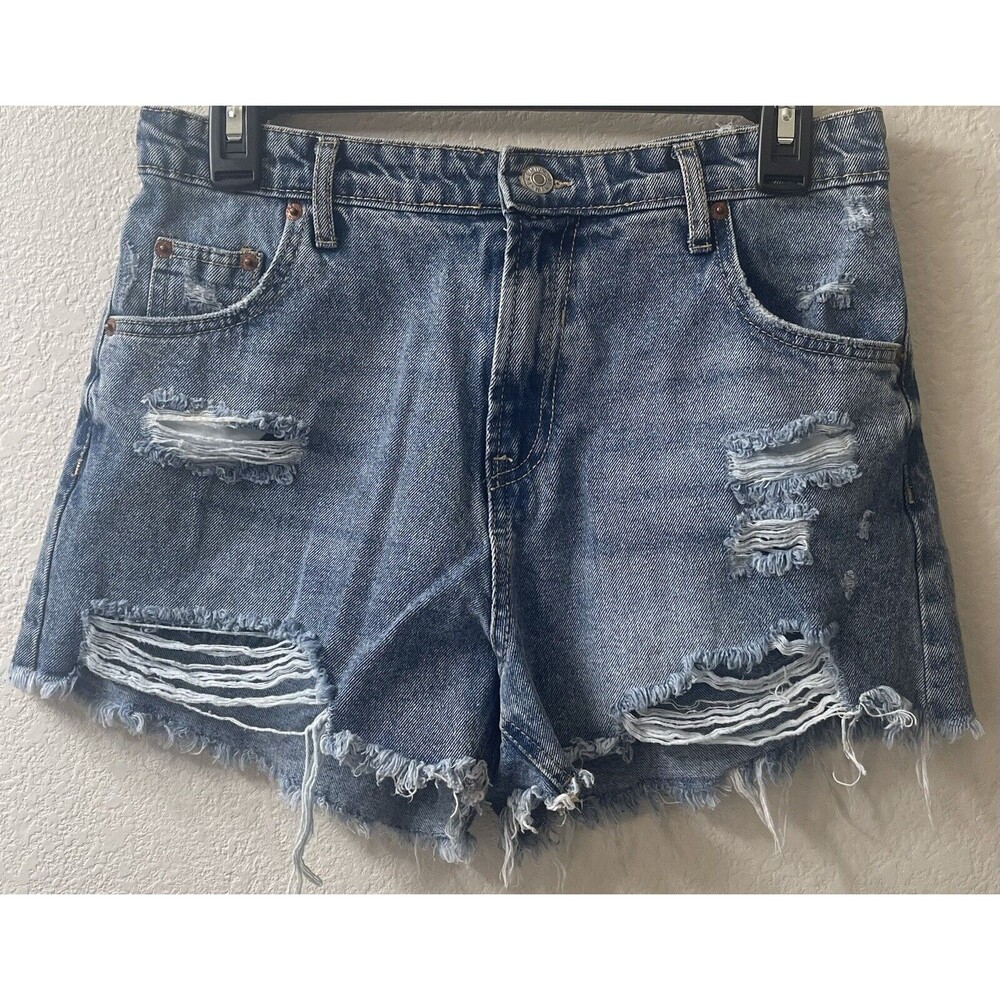 LOVE TREE DENIM JEAN SHORTS SIZE M FRAYED DISTRESSED (see pics for measurements) - Picture 1 of 10